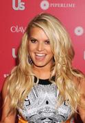 th_53542_Tikipeter_Jessica_Simpson_Hot_Hollywood_April_26_1_005_123_174lo.jpg