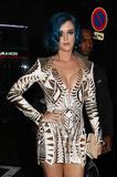 th_64329_Katy_Perry_Arriving_at_a_Restaurant_in_Paris_March_1_2012_07_122_466lo.jpg
