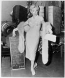 th_95916_MarilynMonroe_There18sNoBusinessLikeShowBusinessPhotoshoots_3_1954_04_122_518lo.jpg