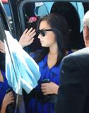 http://img175.imagevenue.com/loc119/th_51317_Demi_Lovato_arrives_into_LAX_Airport_009_122_119lo.jpg