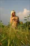 Natalya in Summer Flowers-m4mfhl0q4r.jpg