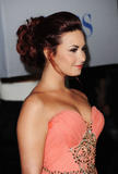 http://img175.imagevenue.com/loc223/th_21819_DemiLovatomat11_122_223lo.jpg